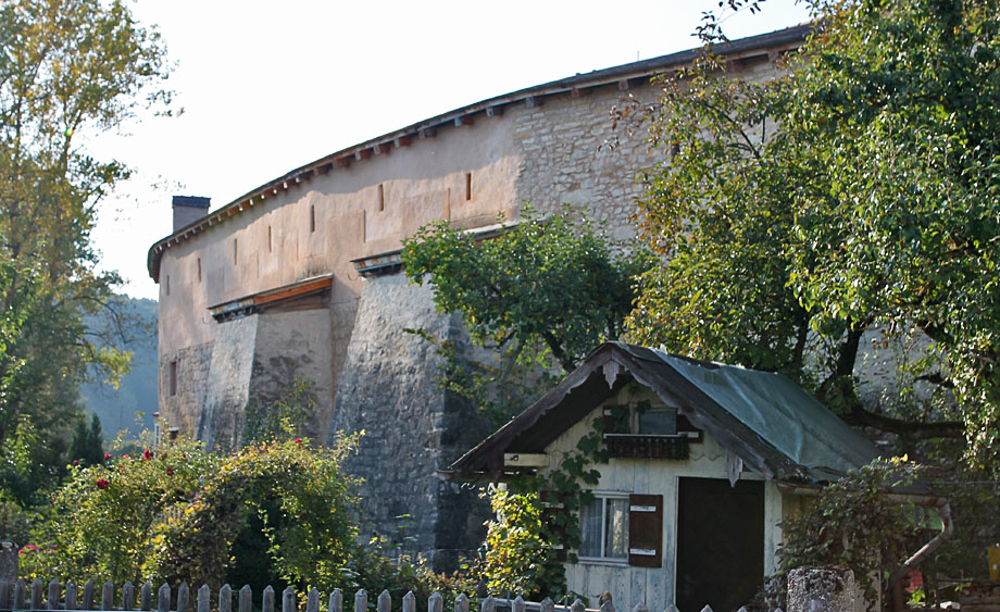 Untere Burgmauer