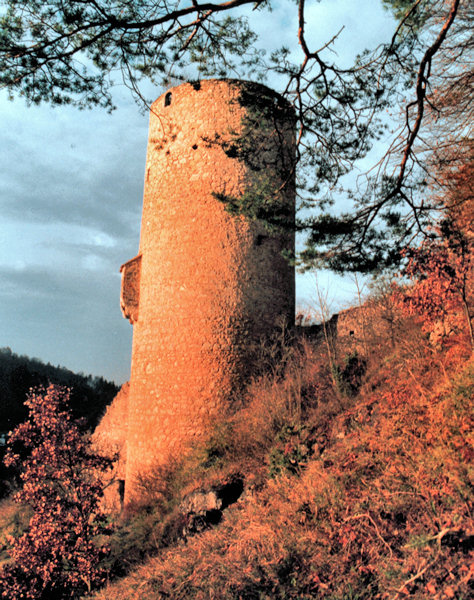 Ruine Loch bei Eichhofen